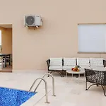Villa Queen Jelena *