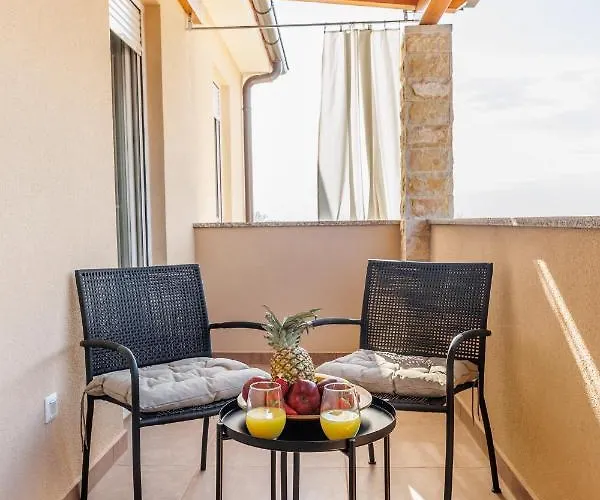 Queen Jelena * Galižana