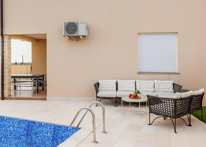 빌라 Queen Jelena *