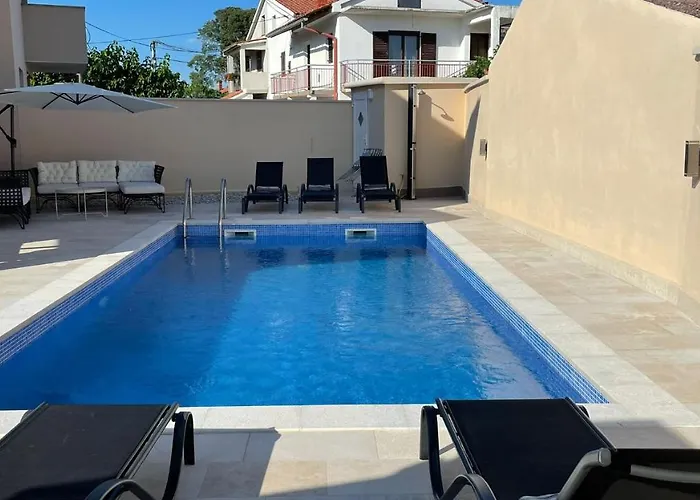 Queen Jelena * Galižana