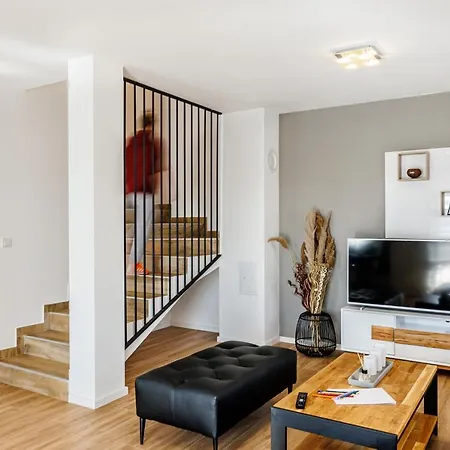 Queen Jelena * Galižana