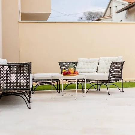 Queen Jelena * Galižana